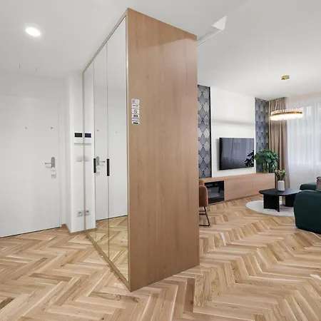 Postova Apartment, Old Town, Ac, Apartman *